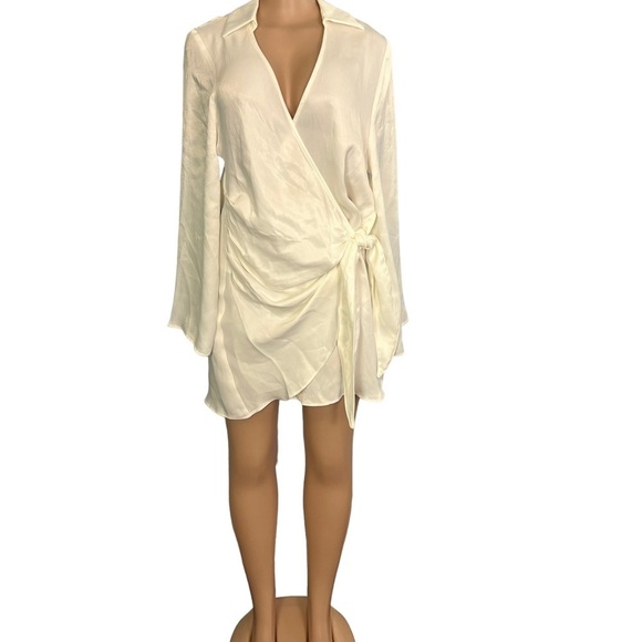 Zara Ivory Ecru Short Dress With Tie Detail Long Sleeve - Picture 3 of 9